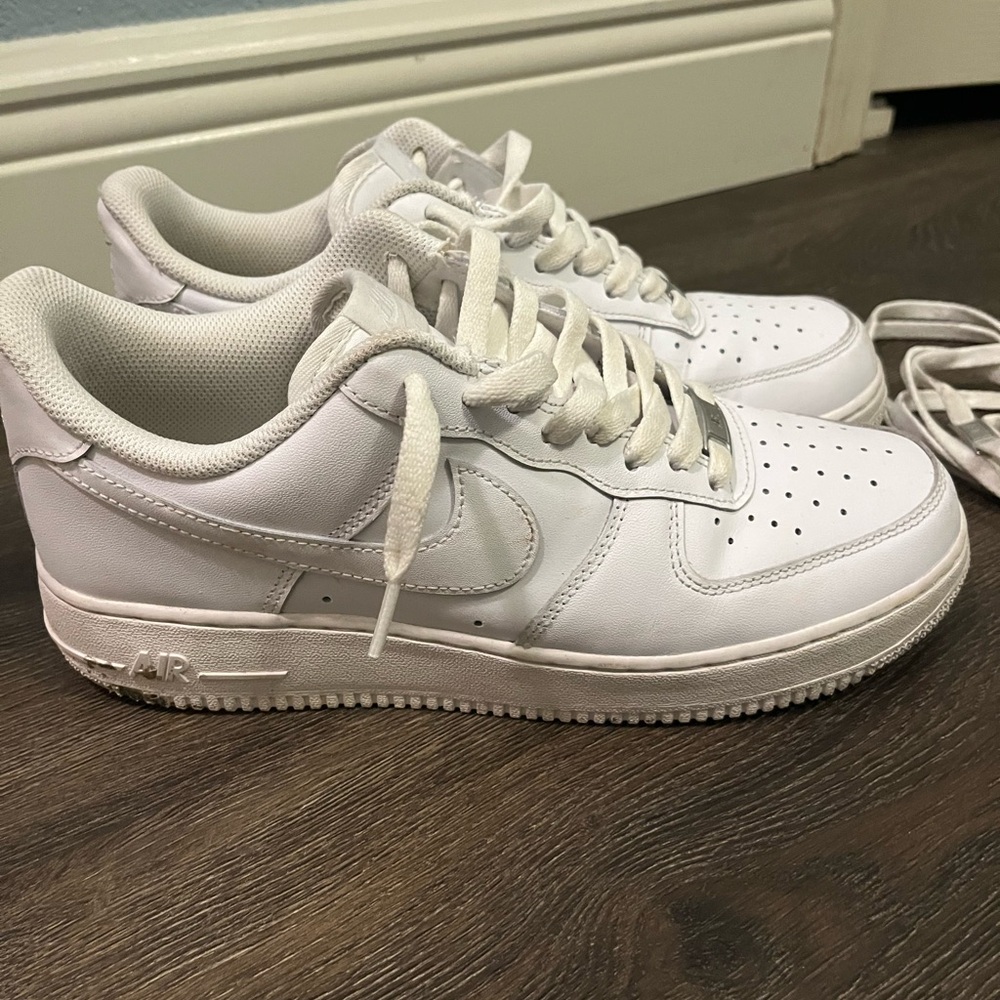 Men’s Nike AF1 with extra set of laces size 9 - Picture 5 of 9